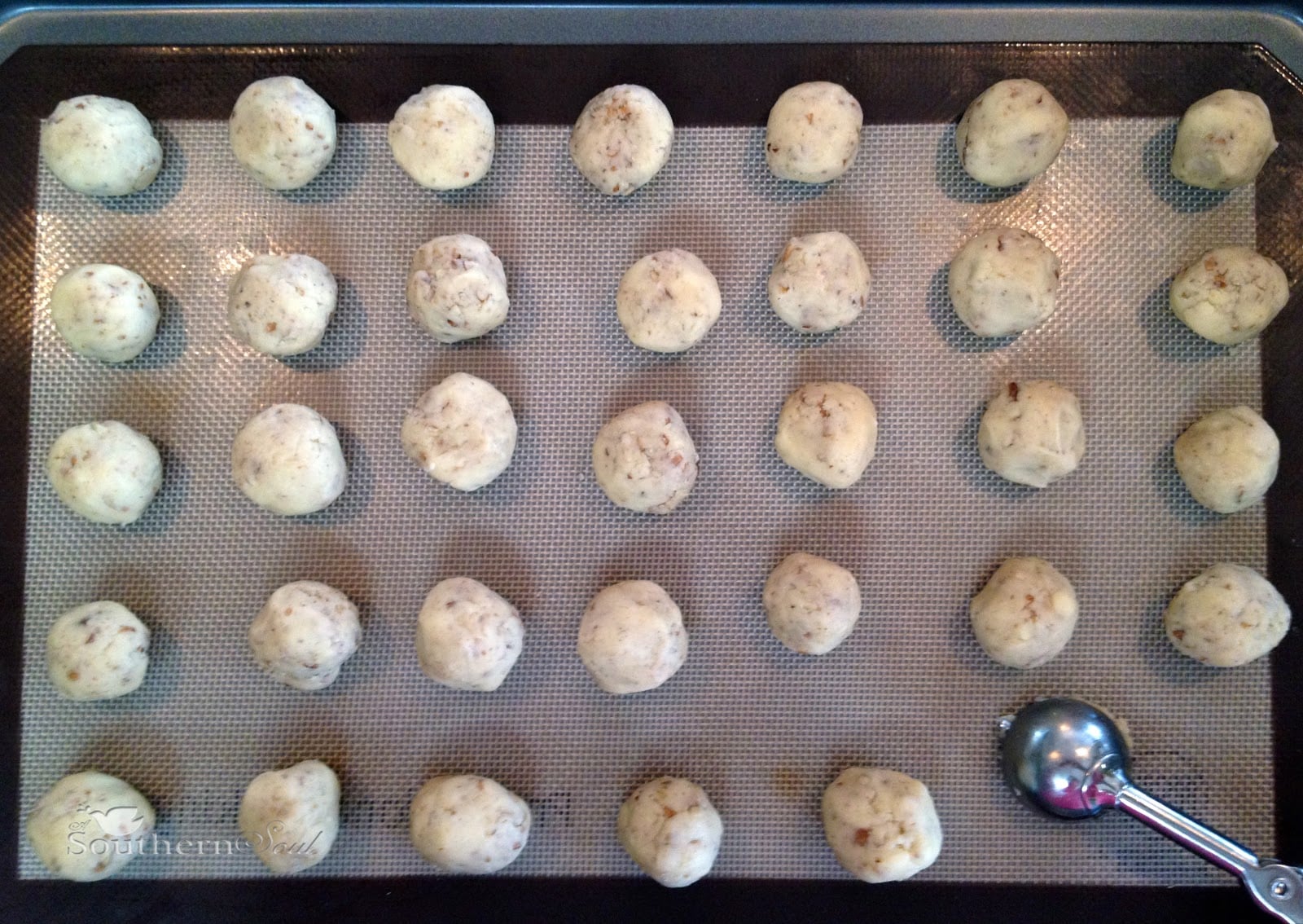 mexican-wedding-cookies-sheetpan