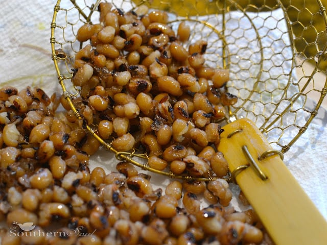Peas With Spider from Fried Black Eyed Peas recipe