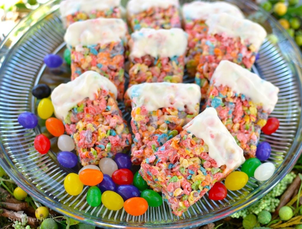 A Southern Soul A Southern Soul | White Chocolate Dipped Krispy Treats