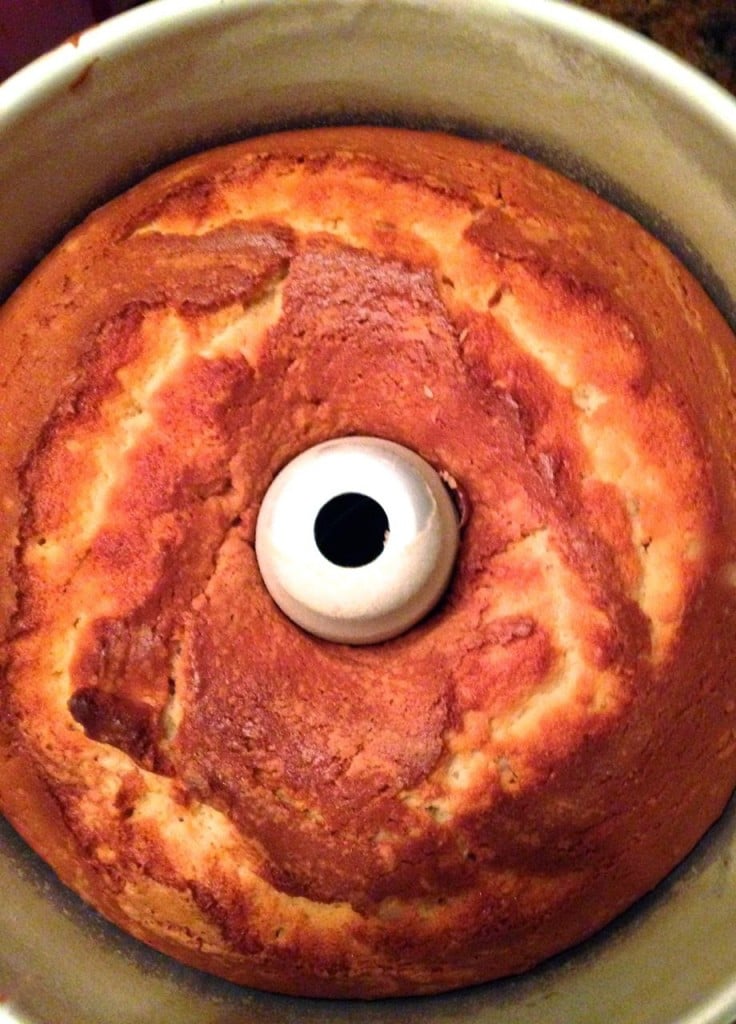 Brown Sugar & Cream Cheese Cake | A Southern Soul http://asouthern-soul.blogspot.com