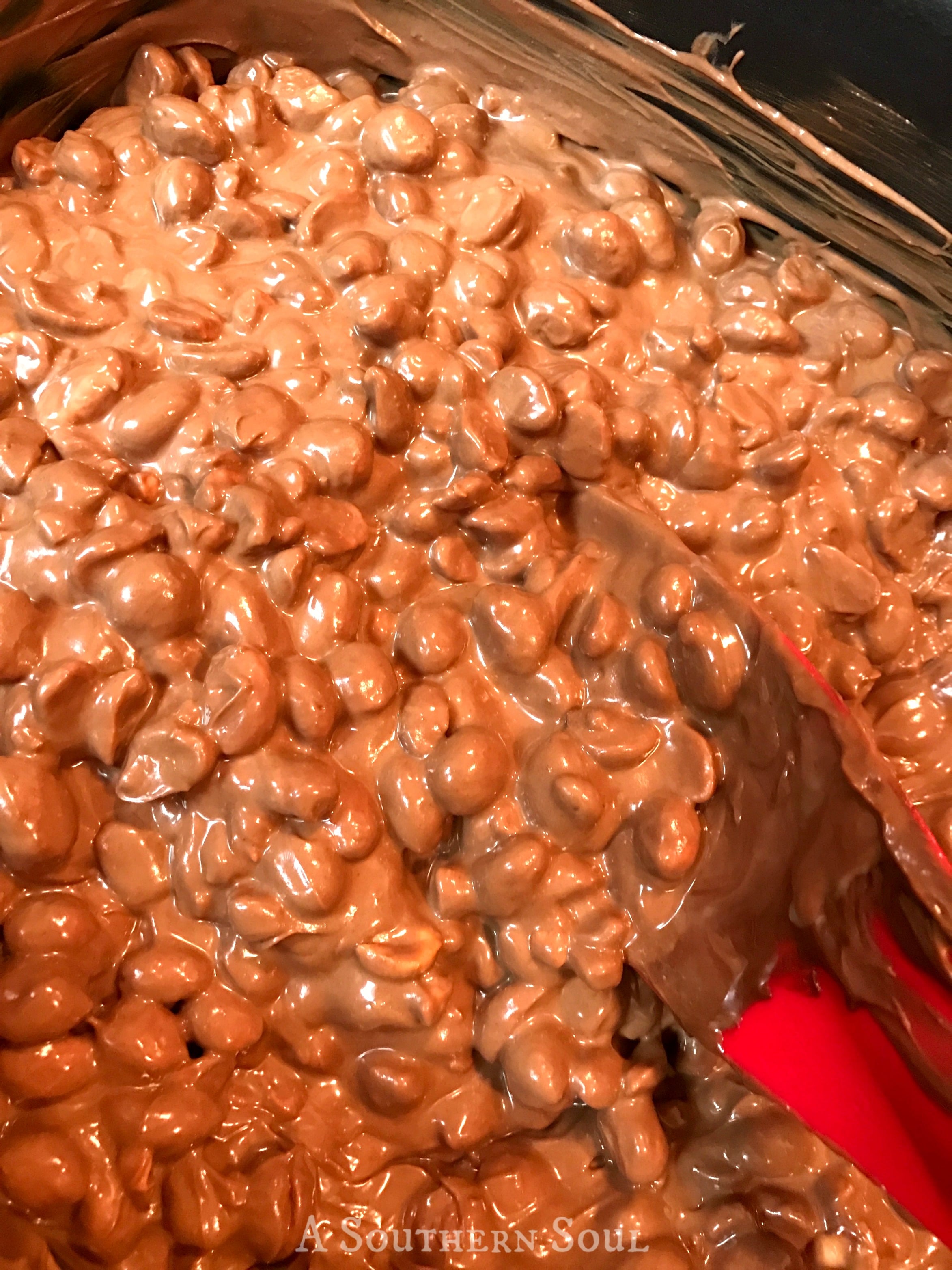 choco-peanuts-crock-potwm