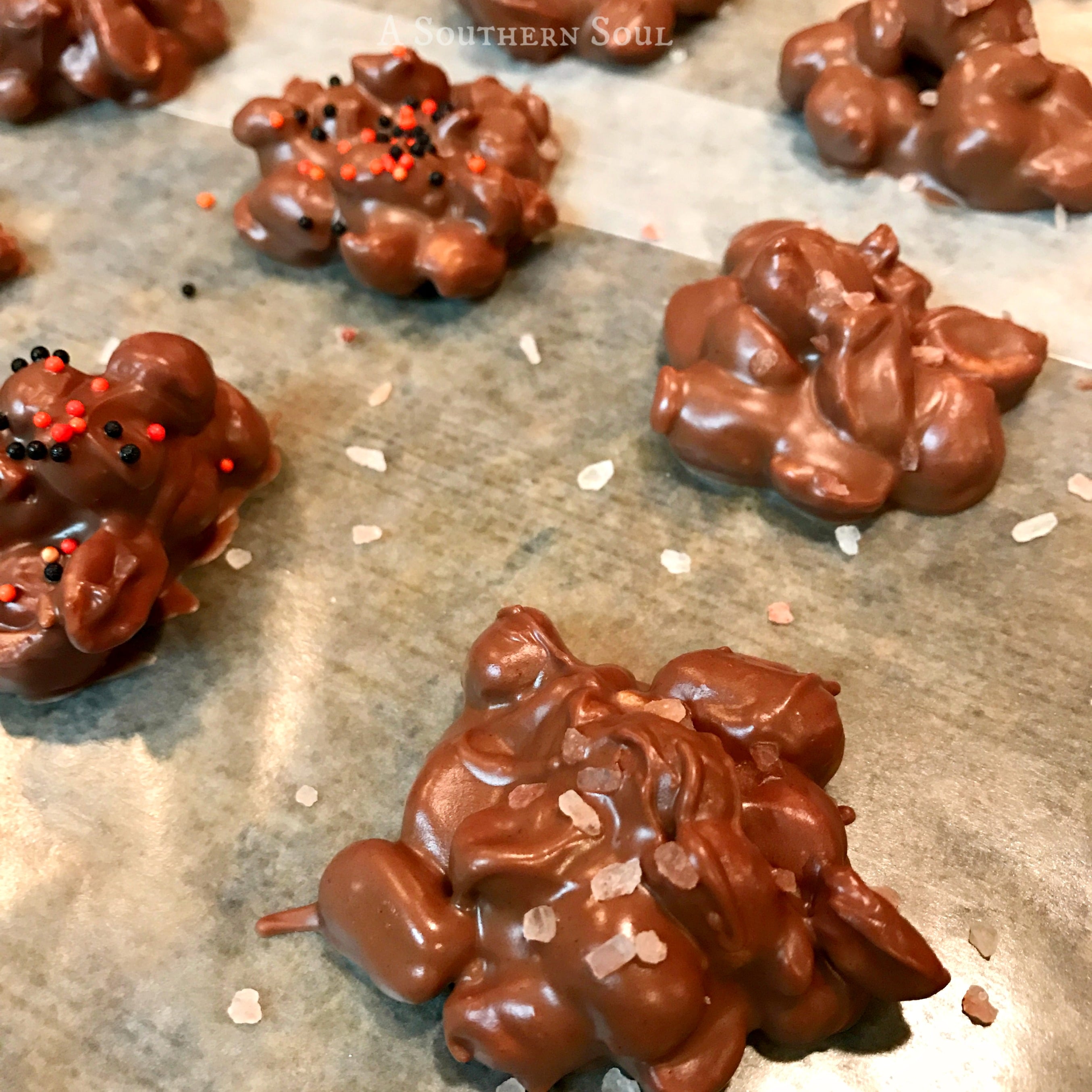 choco-peanuts-saltwm