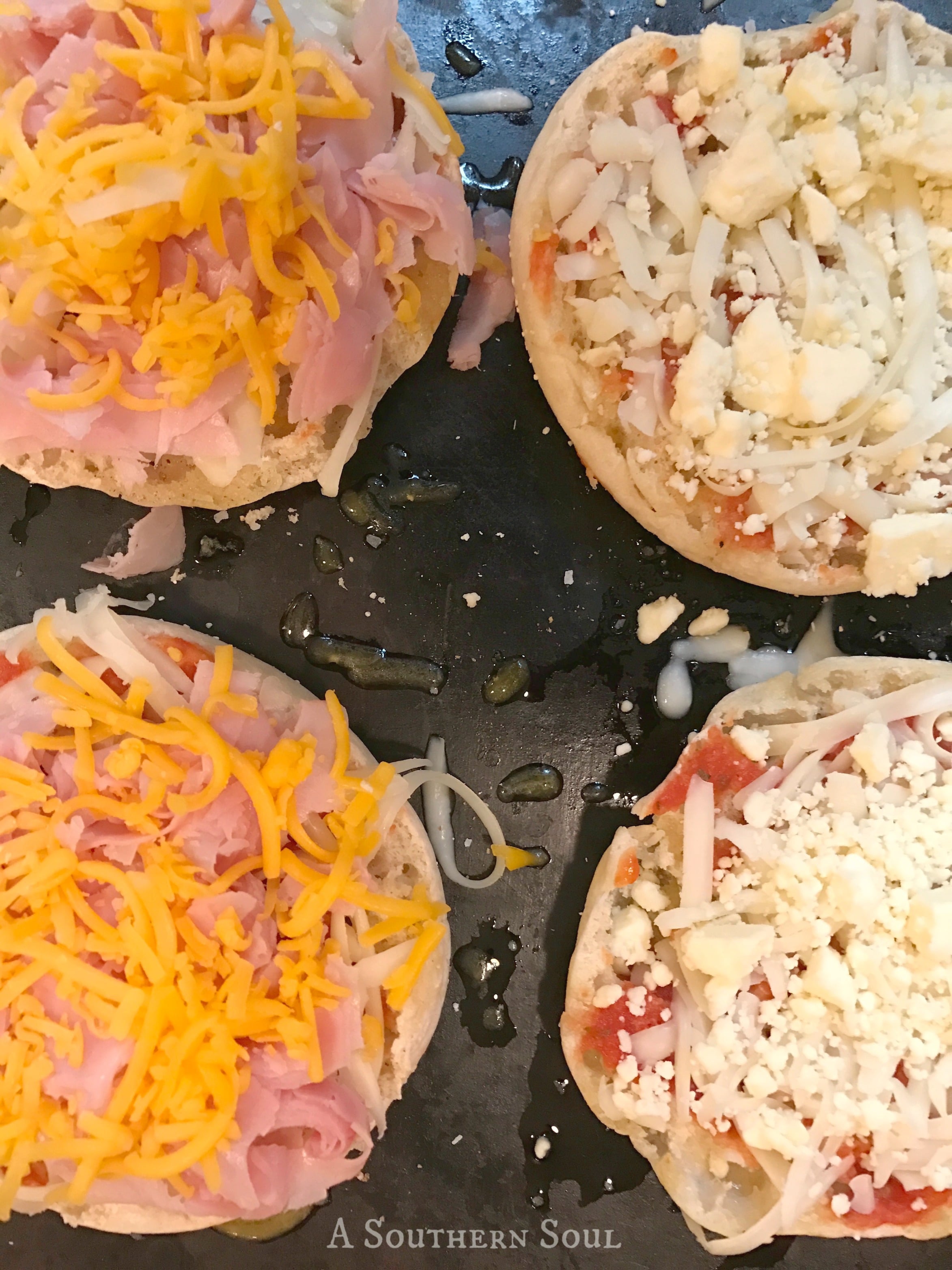 english-muffin-pizza-uncookedwm