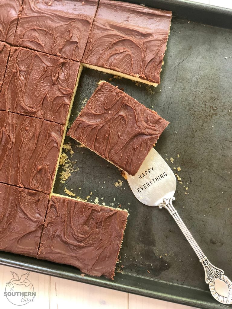 vanilla sheet cake with chocolate fudge icing