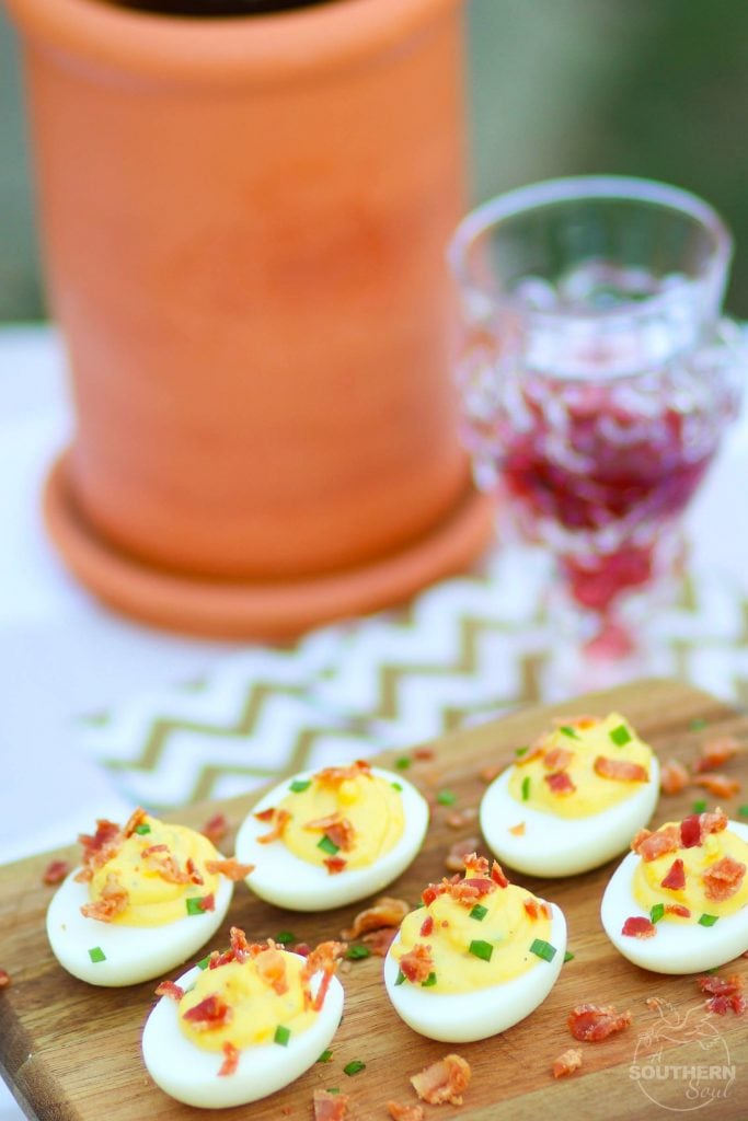 Bacon Deviled Eggs are creamy with just the right amount of mayonnaise plus an added tang of horseradish. Perfect for brunch, Easter, this holidays, baby and wedding showers.