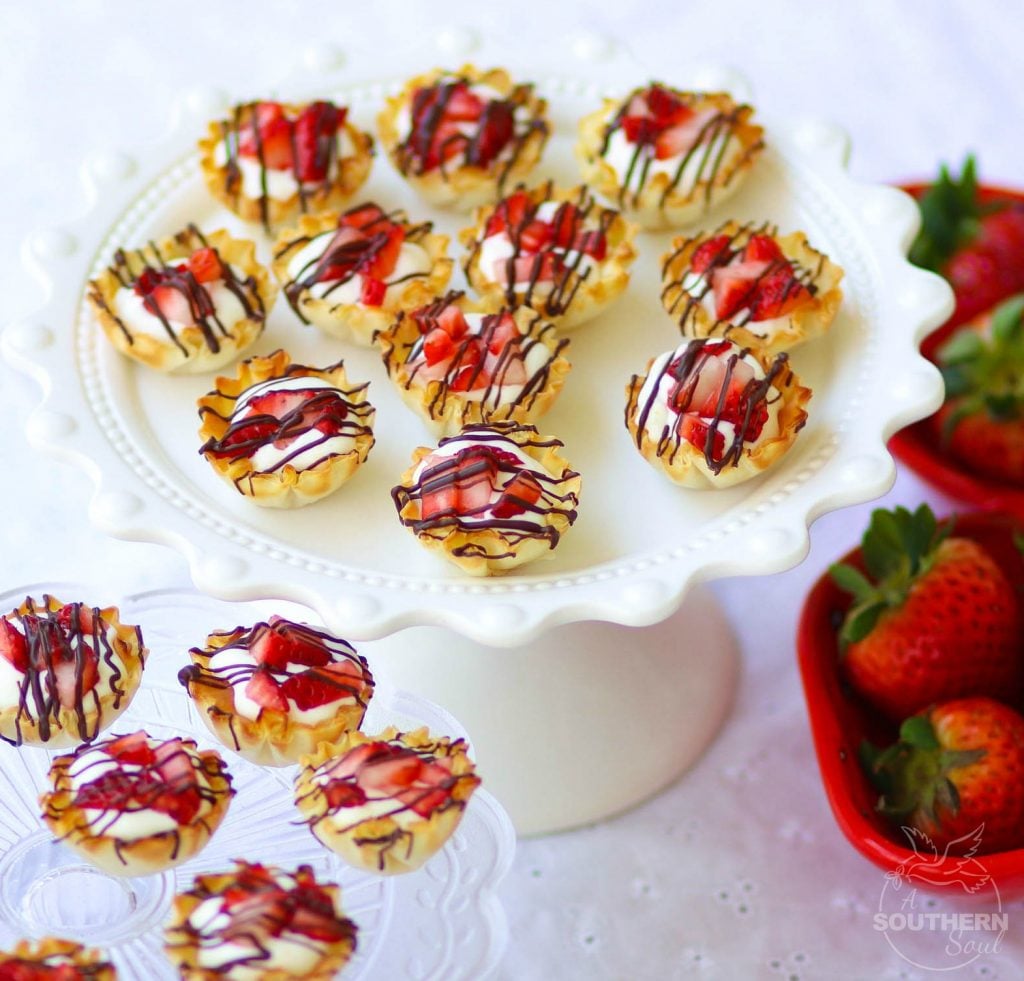 Chocolate Strawberry Cheesecake Phyllo cups are an easy to make sweet treat that makes eating dessert fun!
