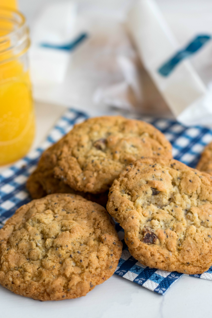 Oatmeal Breakfast Cookies are a great power packed treat to start your day! Made with brown sugar, butter, eggs, oatmeal, coconut, chia seeds and dates. An unexpected way to start the day.