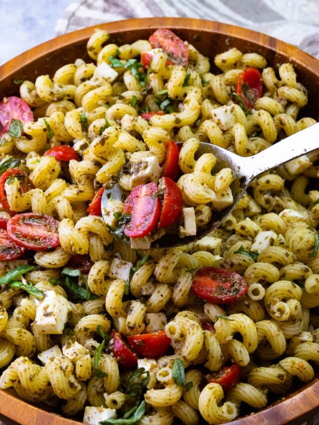 cropped-pesto-salad-1.jpg