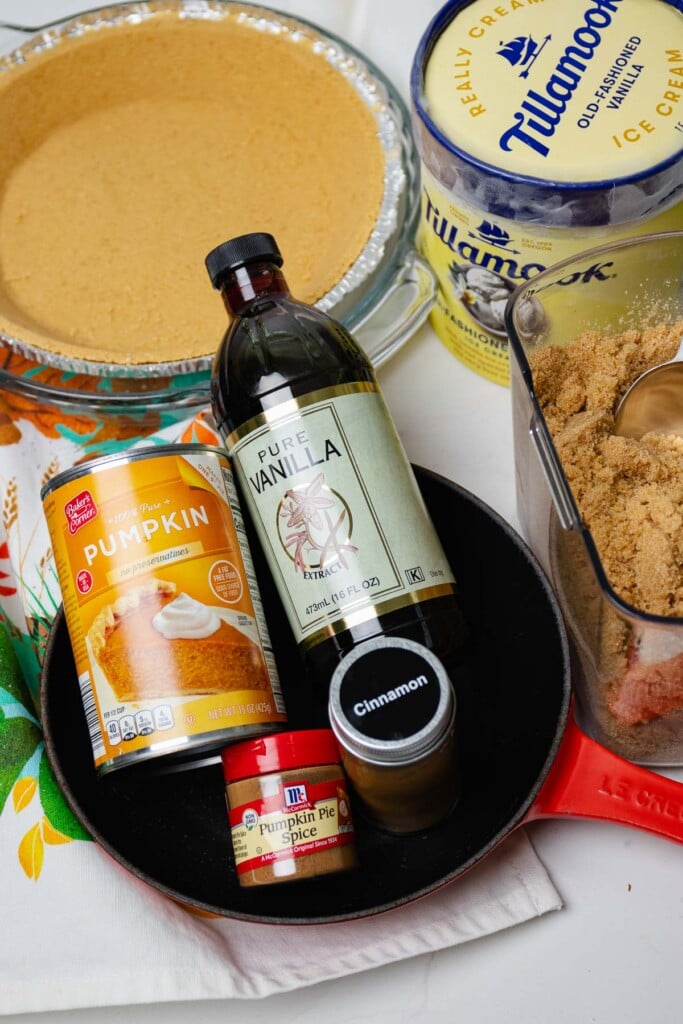 Ingredients for Creamy Pumpkin Icebox Pie.