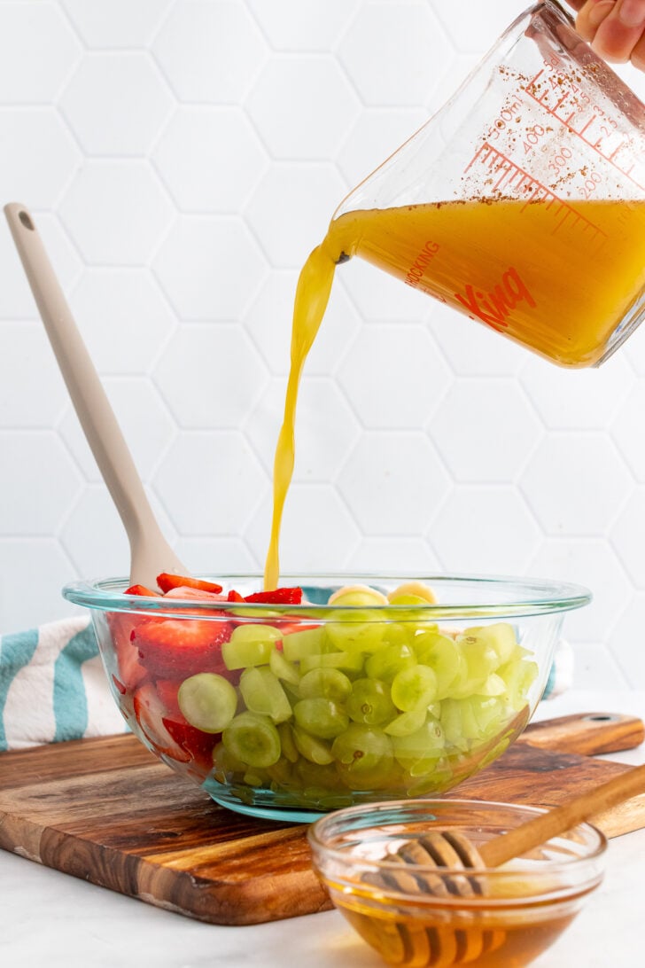 Fruit Salad from Sunshine Fruit Salad (Fresh And Easy) recipe