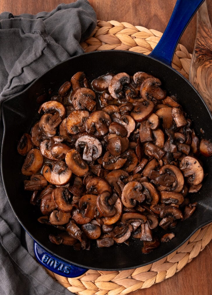 If you want to elevate your meals, these rich, juicy, easy-to-make Sautéed Mushrooms are the answer! Perfect for topping off a burger or serving as a side dish, these mushrooms add that extra something special to any dish.