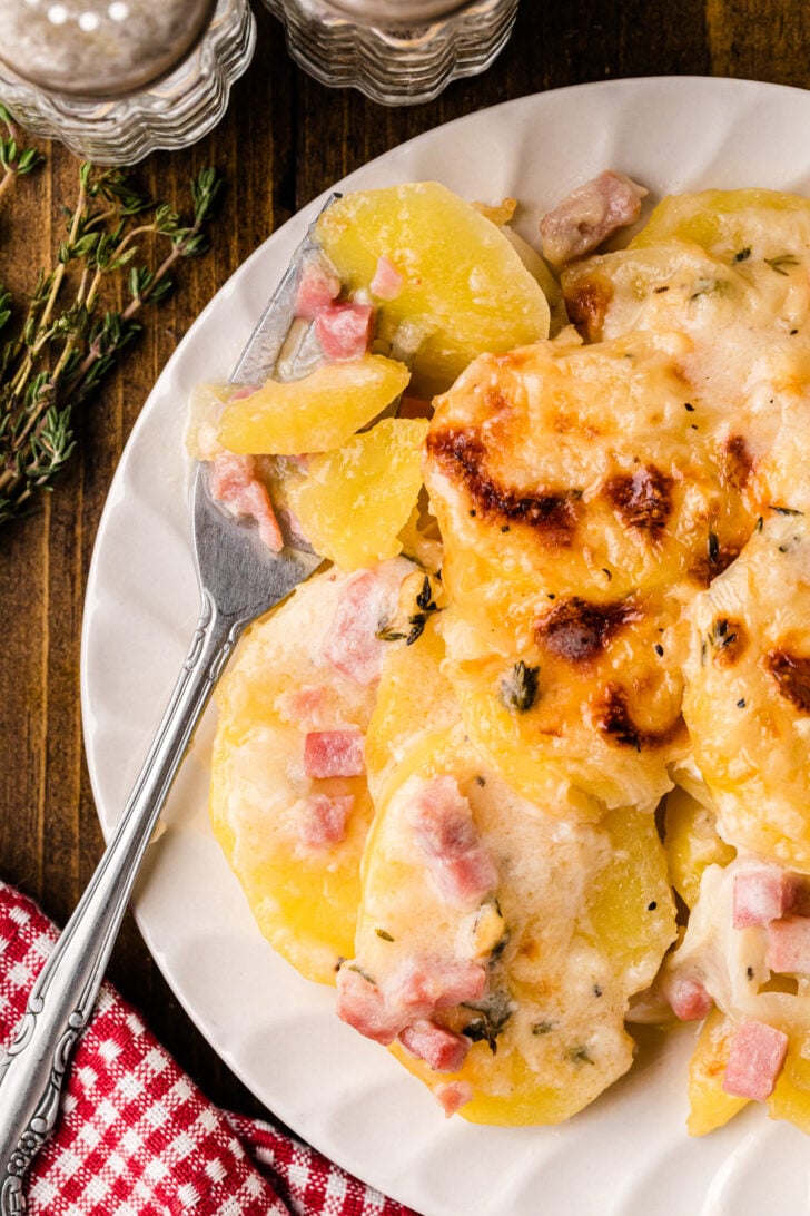 Ham Scalloped Potatoes from 5 Amazing Easter Ham Recipes for Brunch, Dinner, and Leftovers recipe